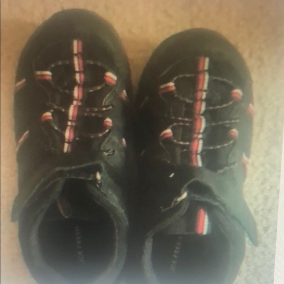 Other - Black and red boy sneaker shoes